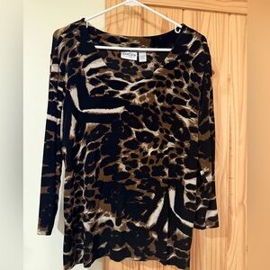 Chicos Travelers Size 2 Leopard Top